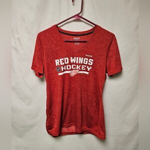 Women's Reebok Red Wings Tshirt size L